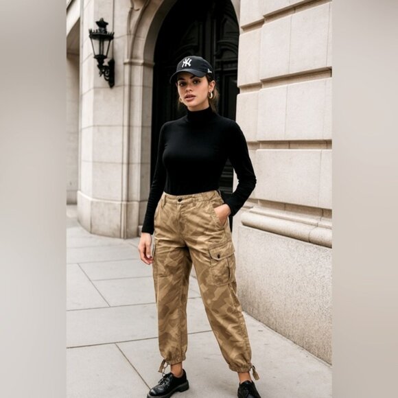 Ralph Lauren Camo Cargo Pants Lightweight Cotton Safari style size 8 - Picture 1 of 9